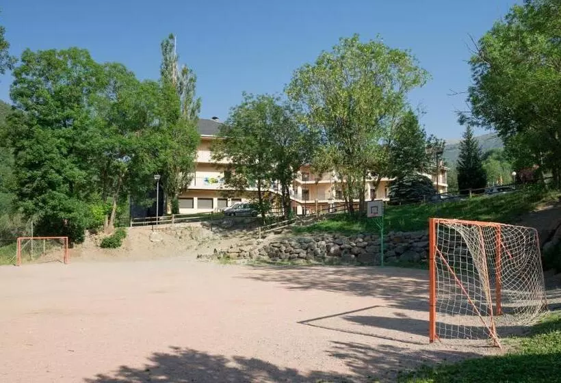 ユースホステル Planoles Xanascat