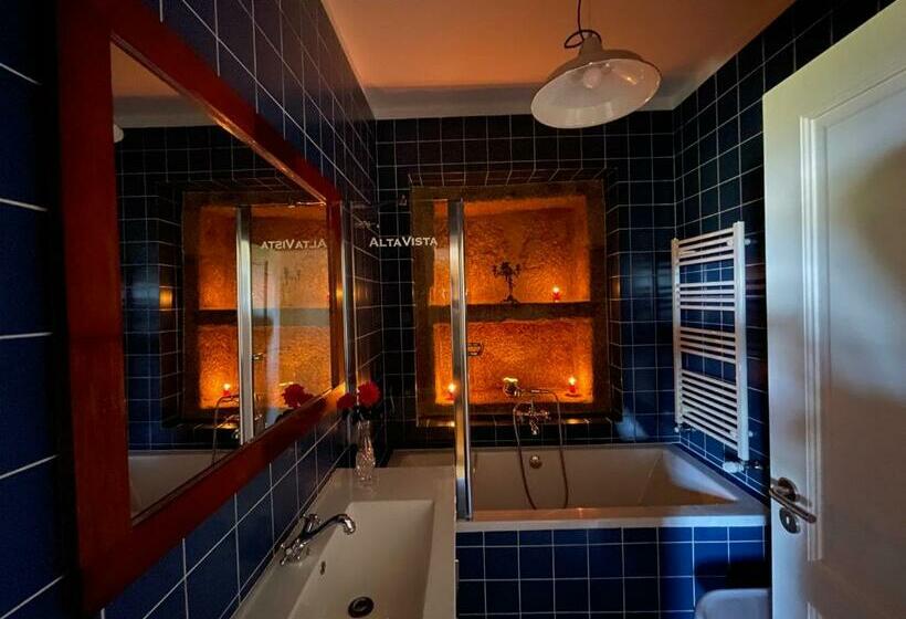 مبيت وإفطار Altavista