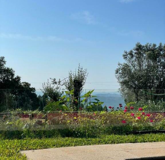 مبيت وإفطار Altavista