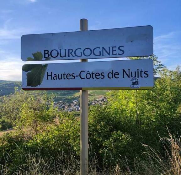 مبيت وإفطار Le Bois De Laval