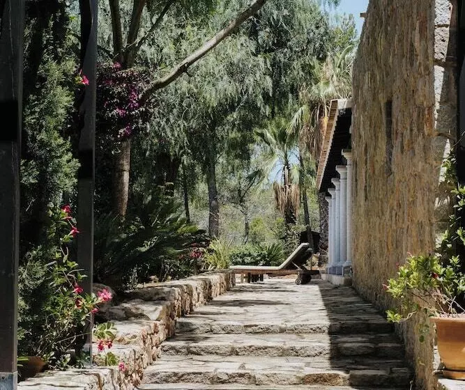 تختخواب و صبحانه Guesthouse Paissa D En Bernat