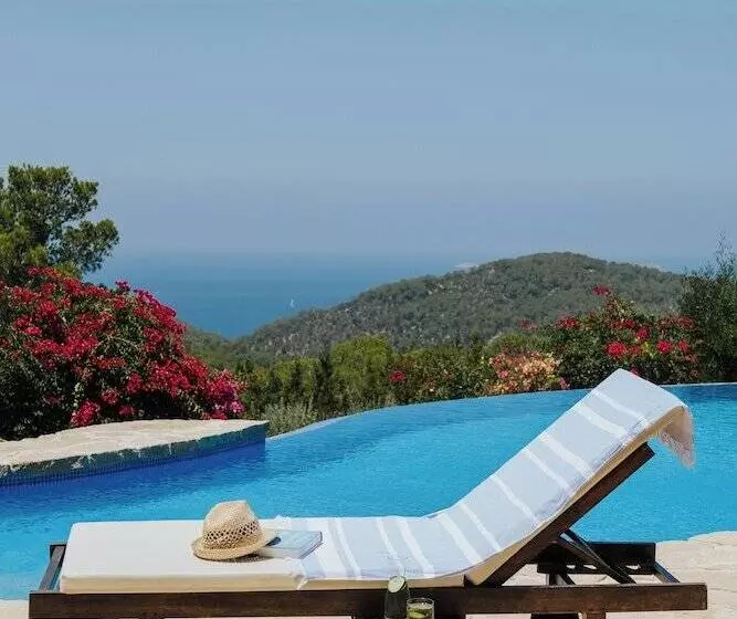 تختخواب و صبحانه Guesthouse Paissa D En Bernat