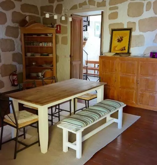 Aamiaismajoitus (B&B) Sansofi Guesthouse