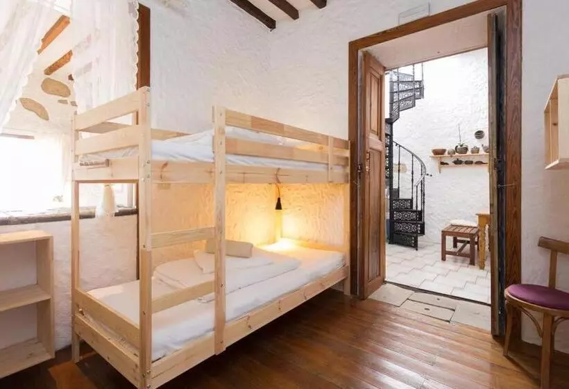 Aamiaismajoitus (B&B) Sansofi Guesthouse