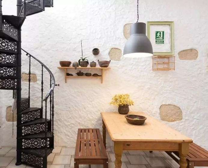 Aamiaismajoitus (B&B) Sansofi Guesthouse