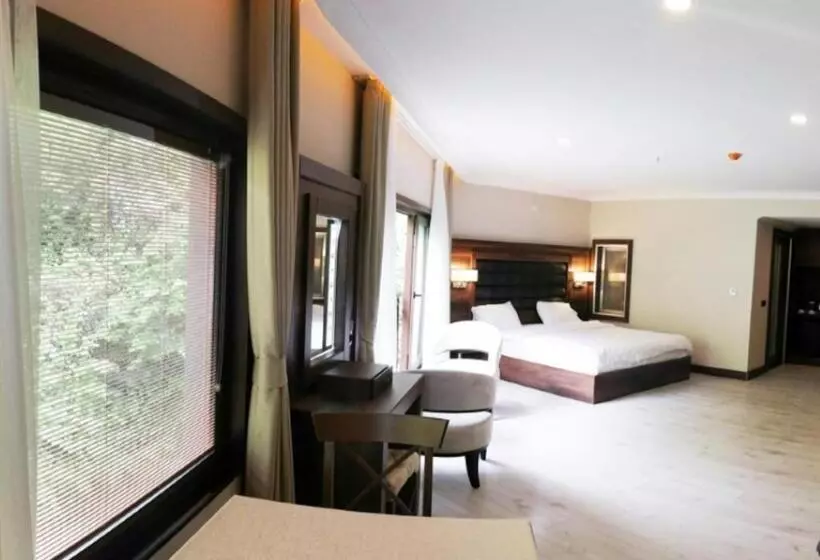 şelale Otel