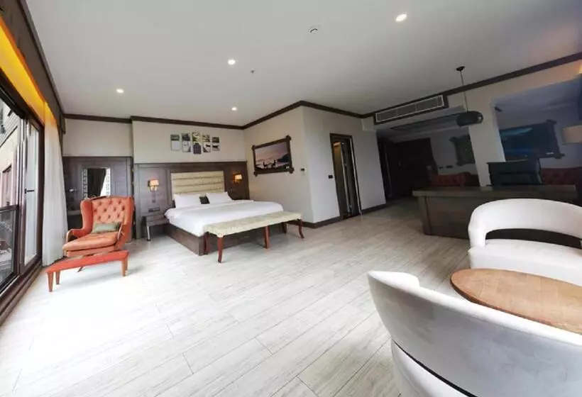 şelale Otel
