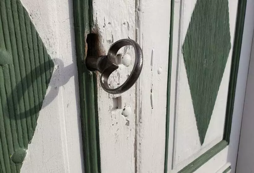 Hofra Bed & Breakfast