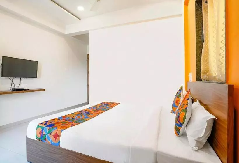 Fabhotel 24 Baner   Nr Mcf Camp