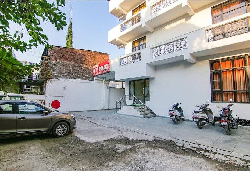 Fabhotel City Palace