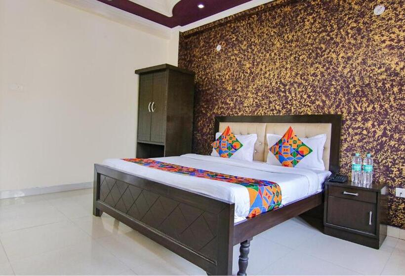 Fabhotel City Palace