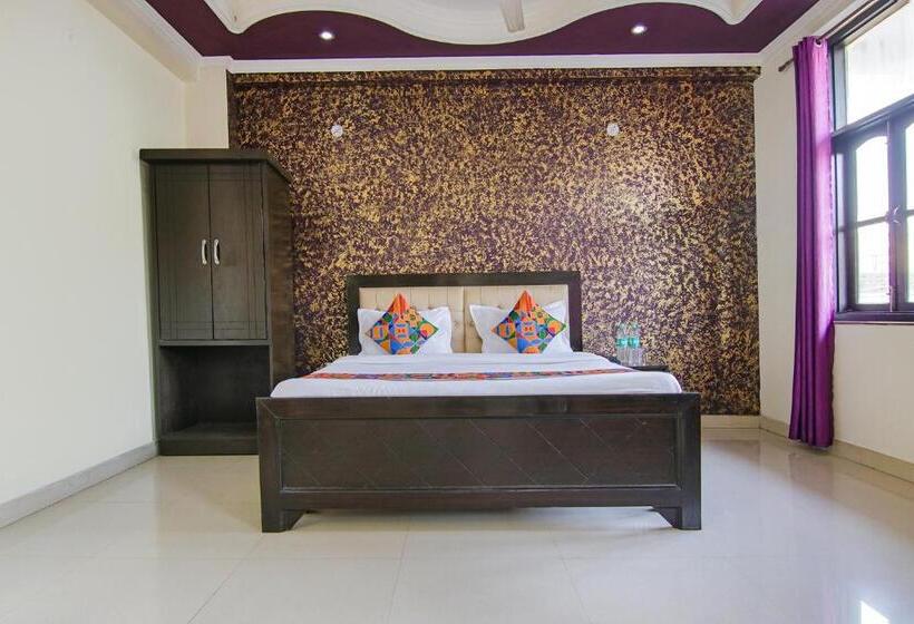 Fabhotel City Palace