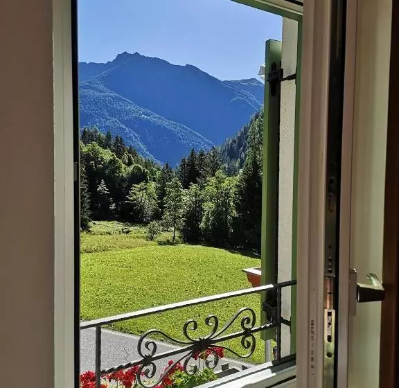 Hotelli Villa Milano