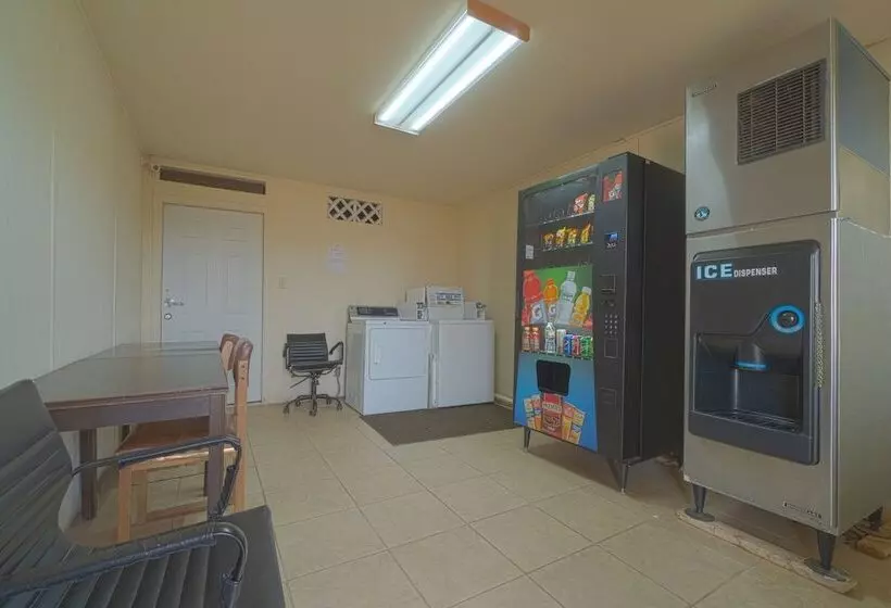 Motelli Stamford Inn