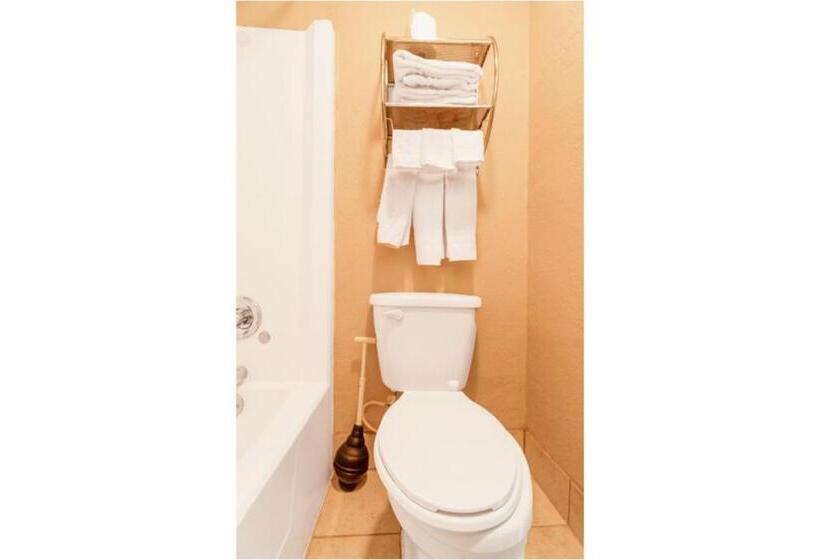 فندق على الطريق Stamford Inn