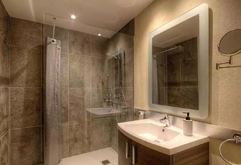 ペンション Castellu D Orezza