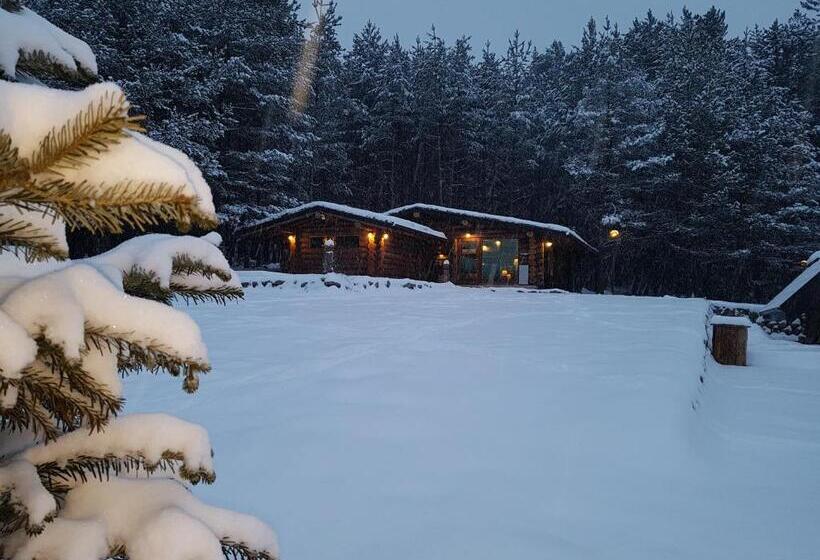 Lomakeskus Forest Houses,форест хаусис