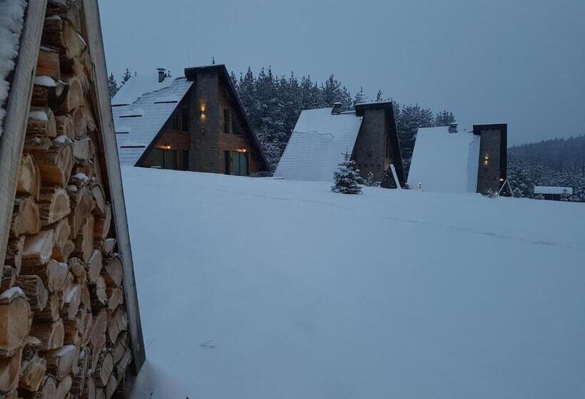 Lomakeskus Forest Houses,форест хаусис