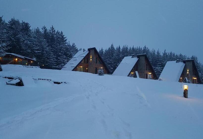 Lomakeskus Forest Houses,форест хаусис