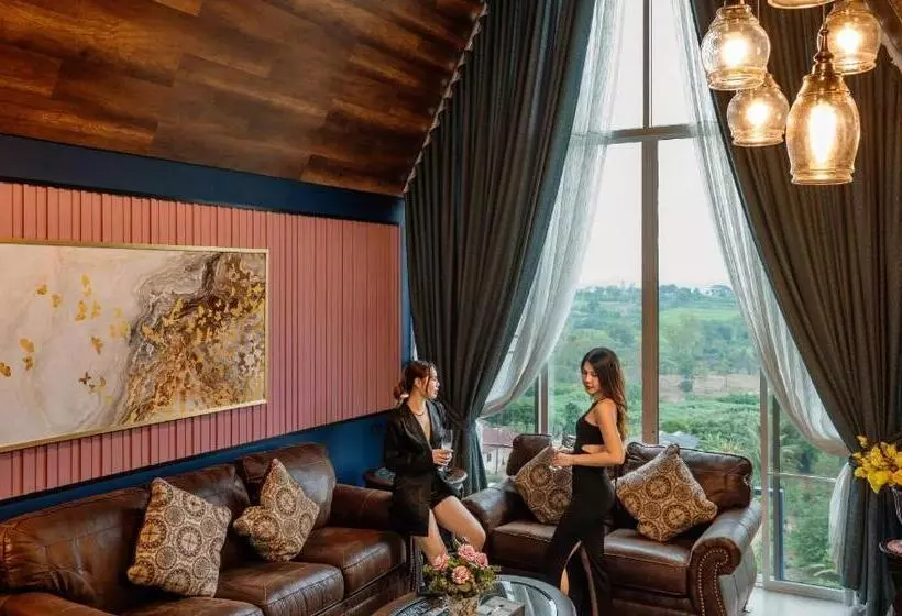 リゾートホテル Monte Vista Chalet Khaoyai