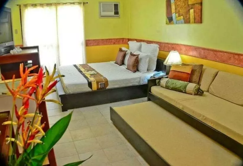 Crystal Paradise Resort Spa & Winery