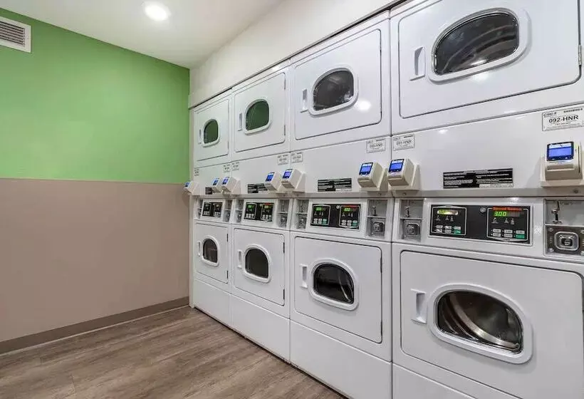 Hotelli Extended Stay America Suites  Portland  East