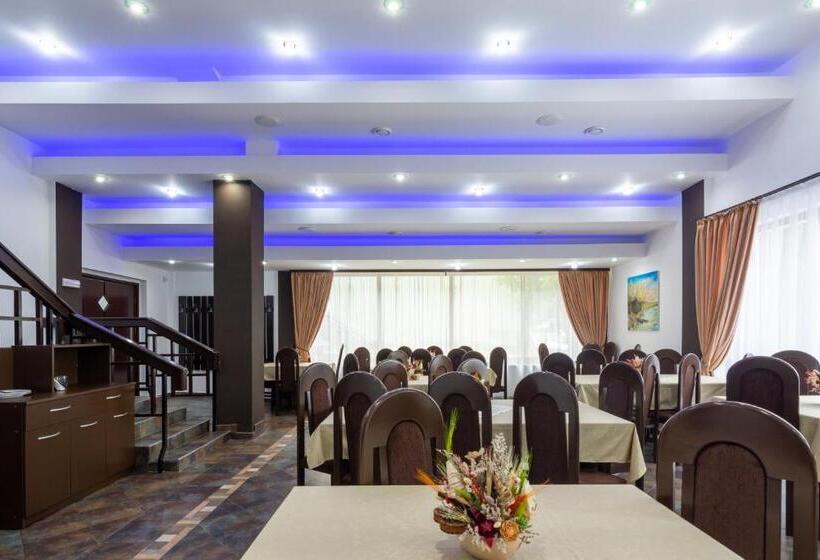 هتل Pensiunea Admiraz