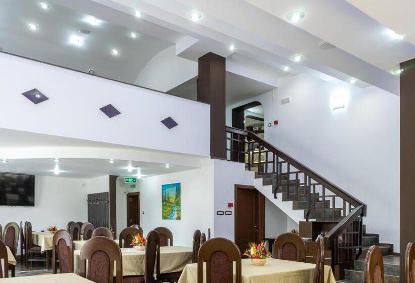 هتل Pensiunea Admiraz