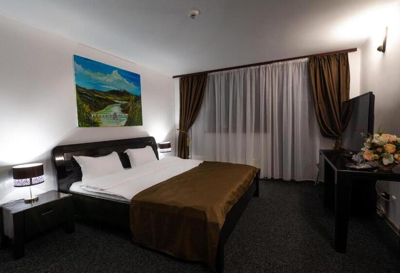 هتل Pensiunea Admiraz