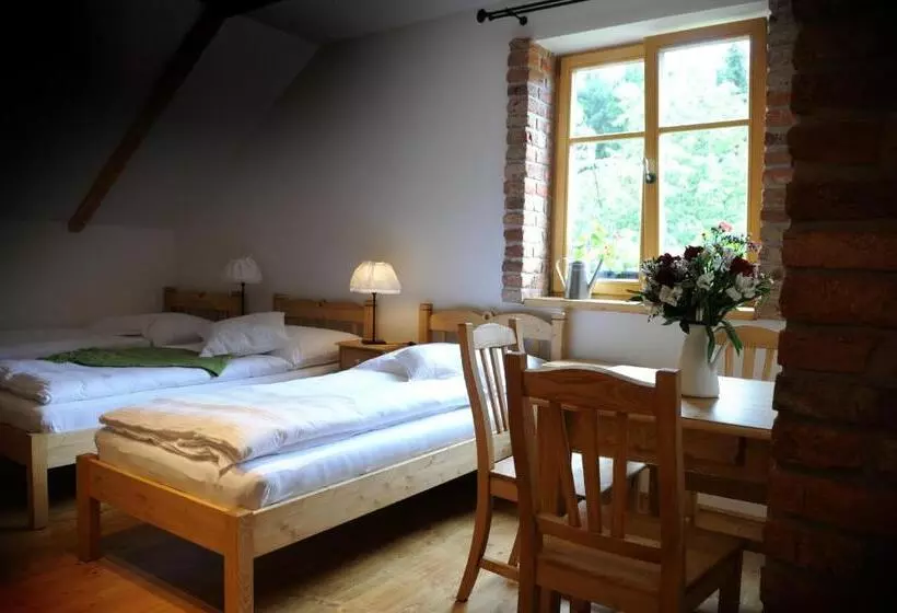 Majatalo Starý Svět