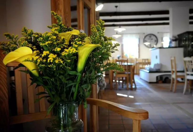 Majatalo Starý Svět