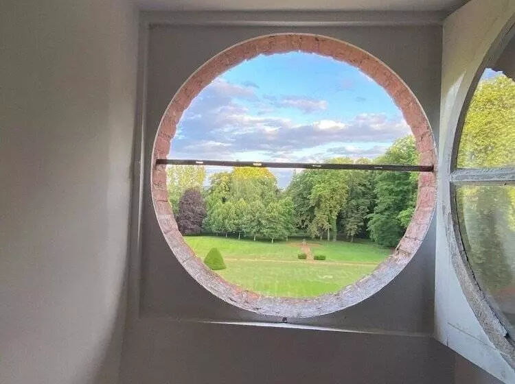 هتل 24h Le Mans Château De Lauresse Chambres D Hôtes Luxe