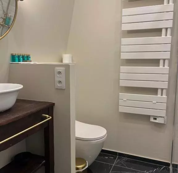 هتل 24h Le Mans Château De Lauresse Chambres D Hôtes Luxe
