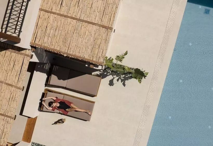 Kymani Boutique Hotel & Suites