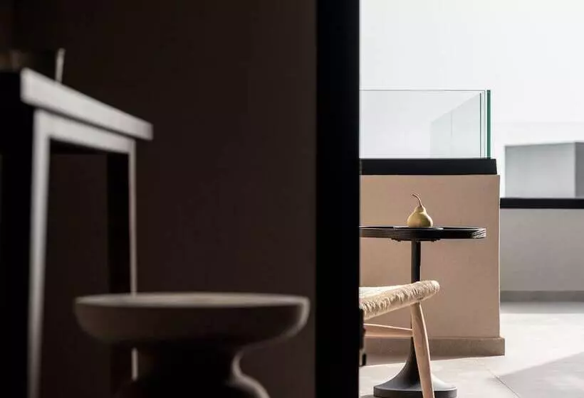 Kymani Boutique Hotel & Suites