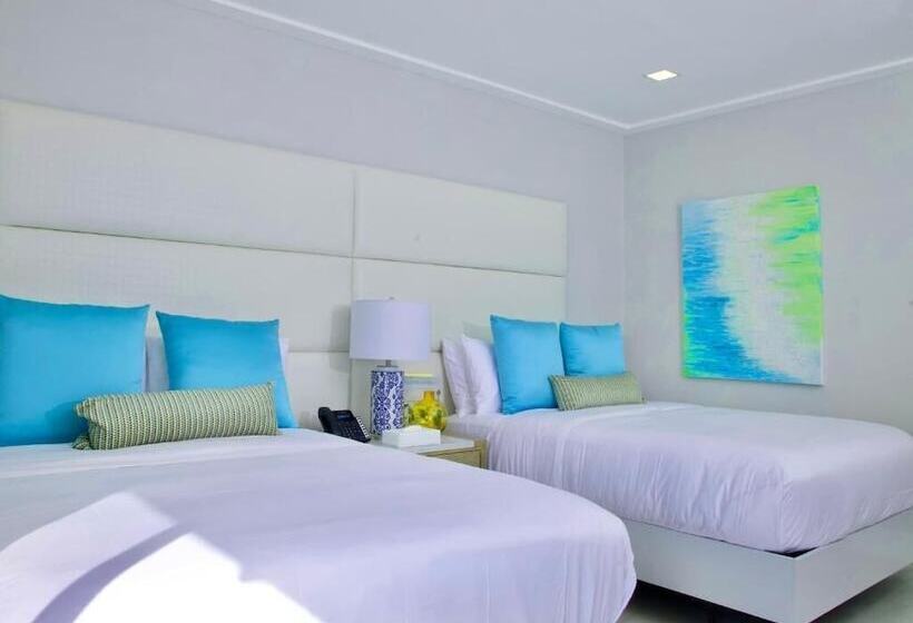 La Vue Boutique Hotel & Beach Club