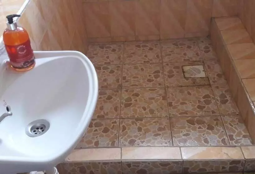 هتل Jkia B&b