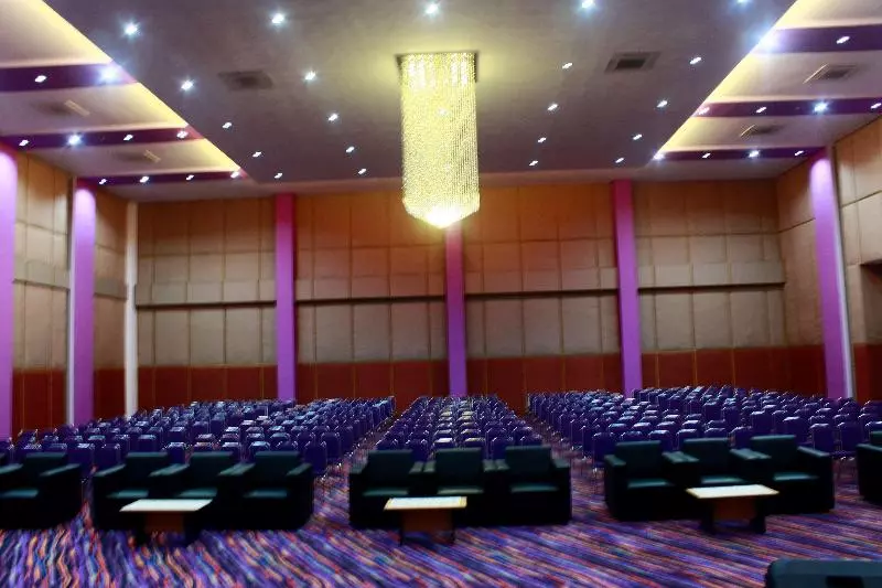 Hotelli Kyriad Sadurengas Paser