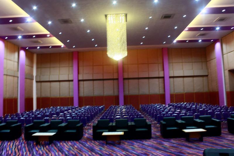 Hotel Kyriad Sadurengas Paser