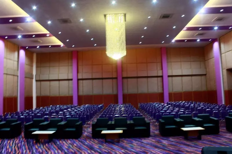 Hotelli Kyriad Sadurengas Paser