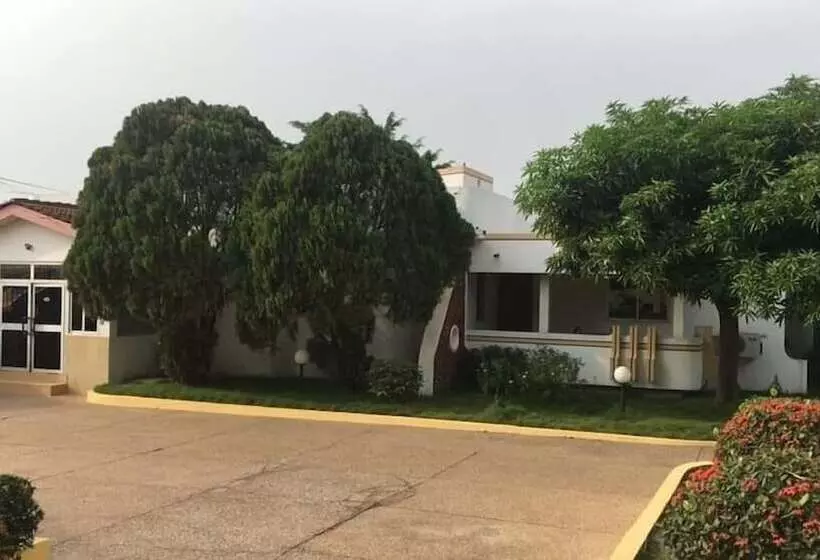 ホテル Luxury West