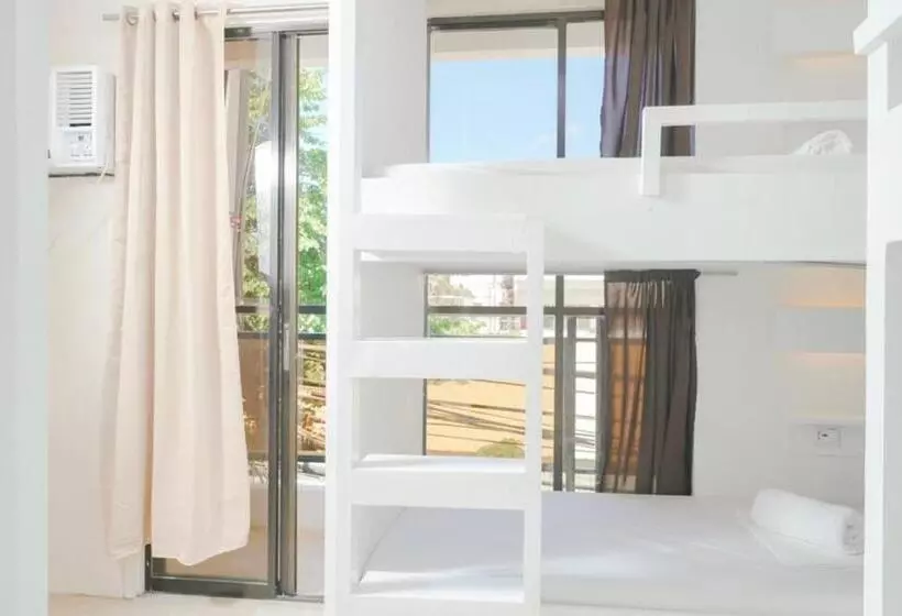 ホテル The A Hostel