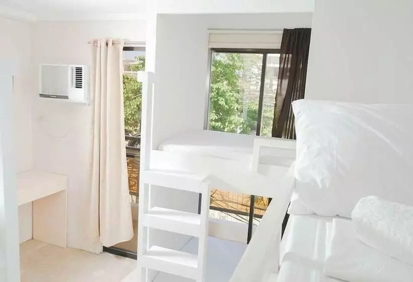 ホテル The A Hostel