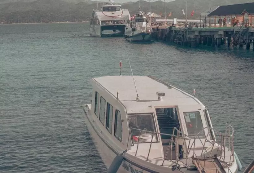 ホテル The A Hostel