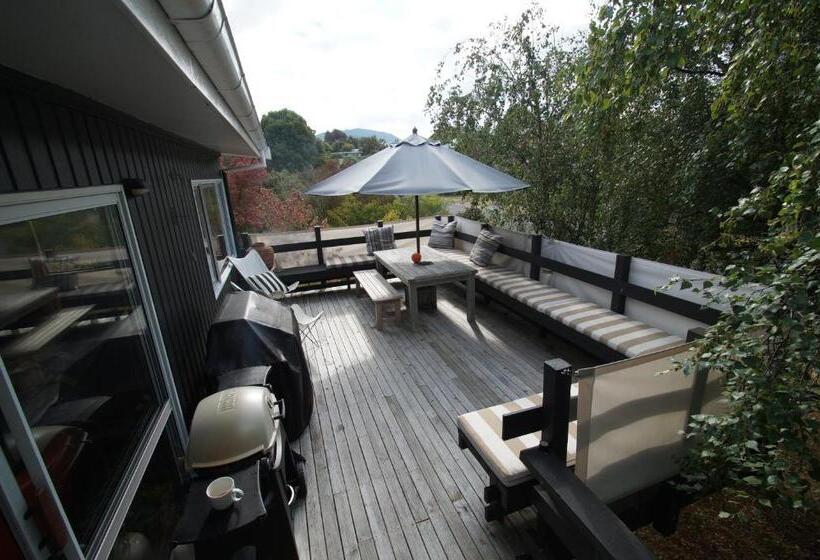 בית מלון כפרי Tongariro Adventures