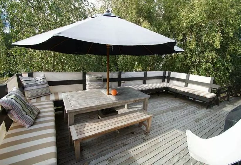 Hotelli Tongariro Adventures