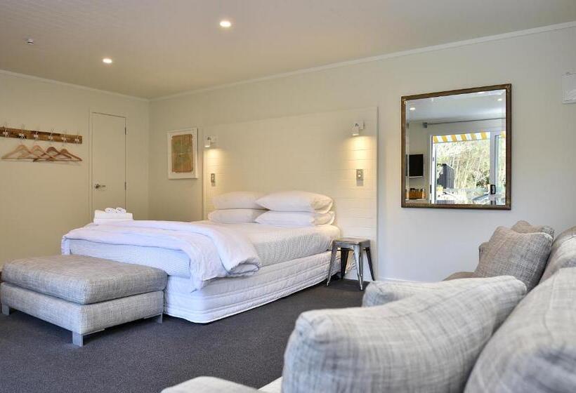 בית מלון כפרי Tongariro Adventures