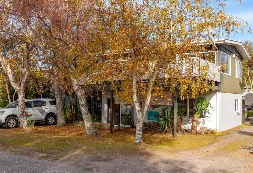 Hotelli Tongariro Adventures