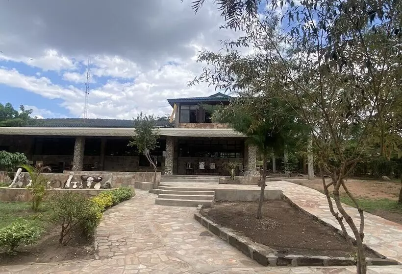 هتل Oldarpoi Mara Camp