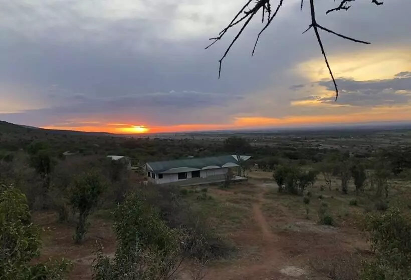 هتل Oldarpoi Mara Camp